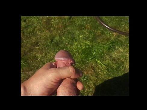 ❤️ Hot Hottie kritt hir rosa Muschi gefuckt a spréngt mat engem Sprëtz an engem Summergaart ️❌ Qualitéit Porno op lb.onetubes.top ❤